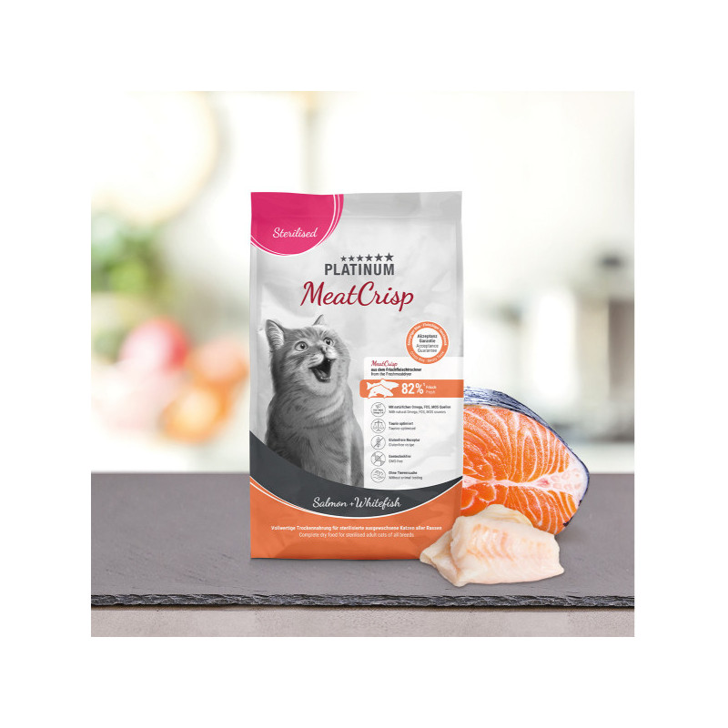 PLATINUM MeatCrisp Sterilised Salmon + Whitefish– sucha karma dla kota z łososiem i błękitkiem